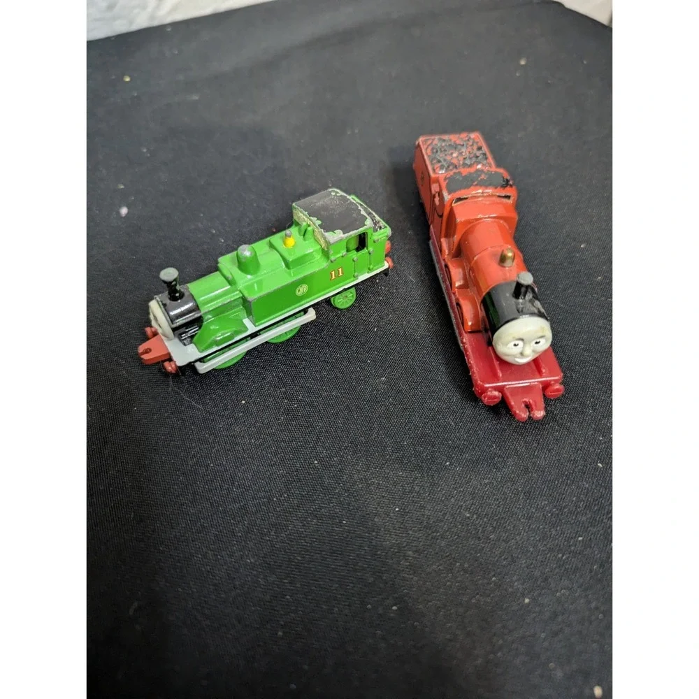 Thomas the‎ tank and friends Ertle James red Oliver steam engine 1993 die cast